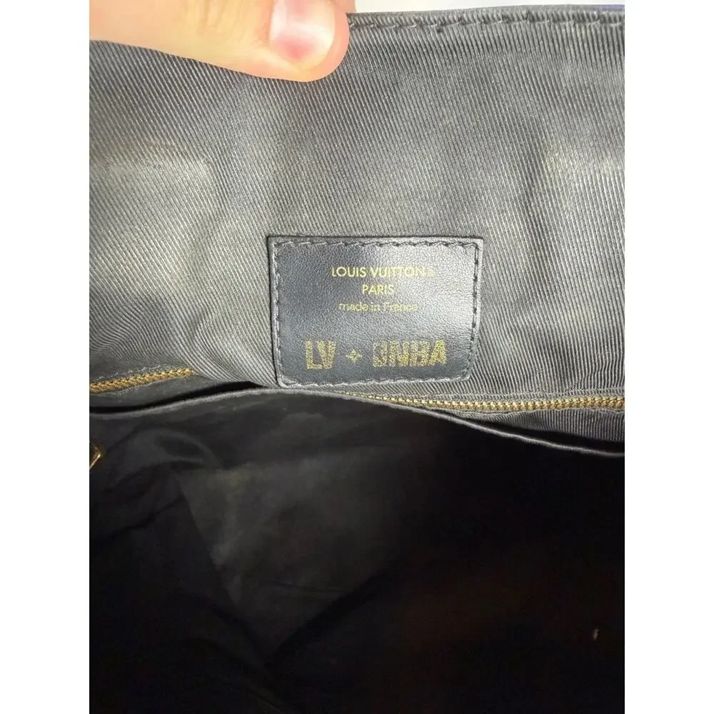 Louis Vuitton x NBA Blue Taurillon Christopher MM SPB-TS 353377